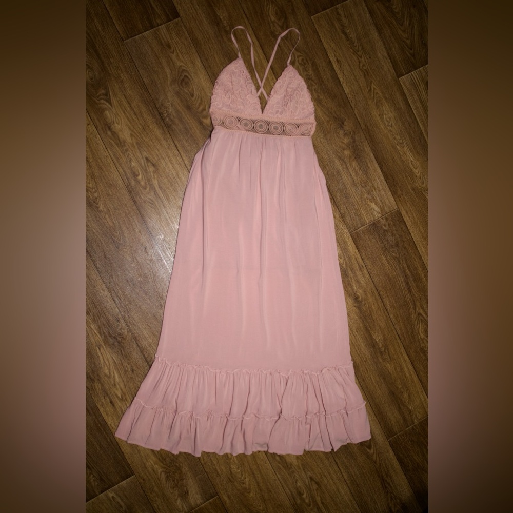 Elegant Pink Lace Maxi Dress